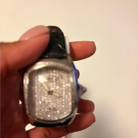 Women’s Invicta Swiss Diamond-Style Silver Watch with Black Leather Strap - Picture 3 of 9